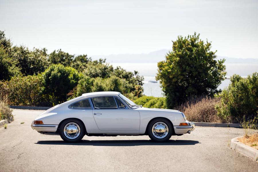  Porsche 911 2.0 Coupe 1965 года  (NA) (фото 20 из 33)
